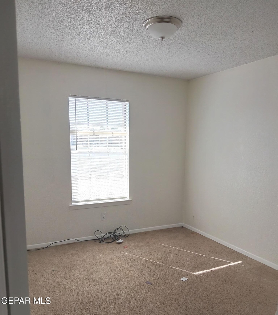 3558 E Glen Drive - Photo 6