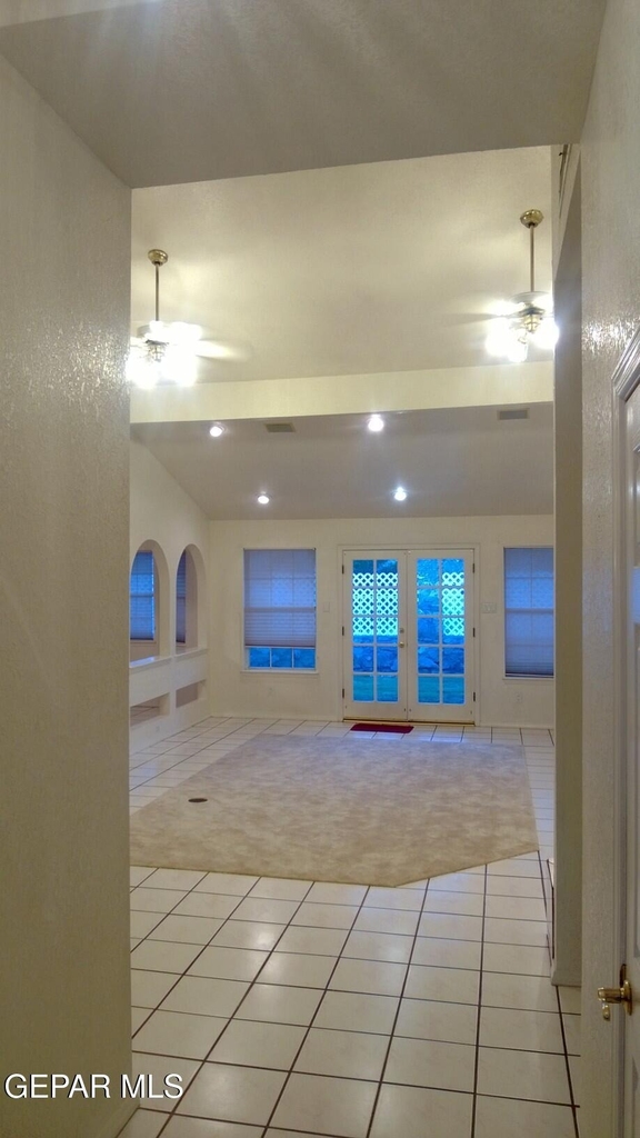 7417 Mission Viejo Drive - Photo 2