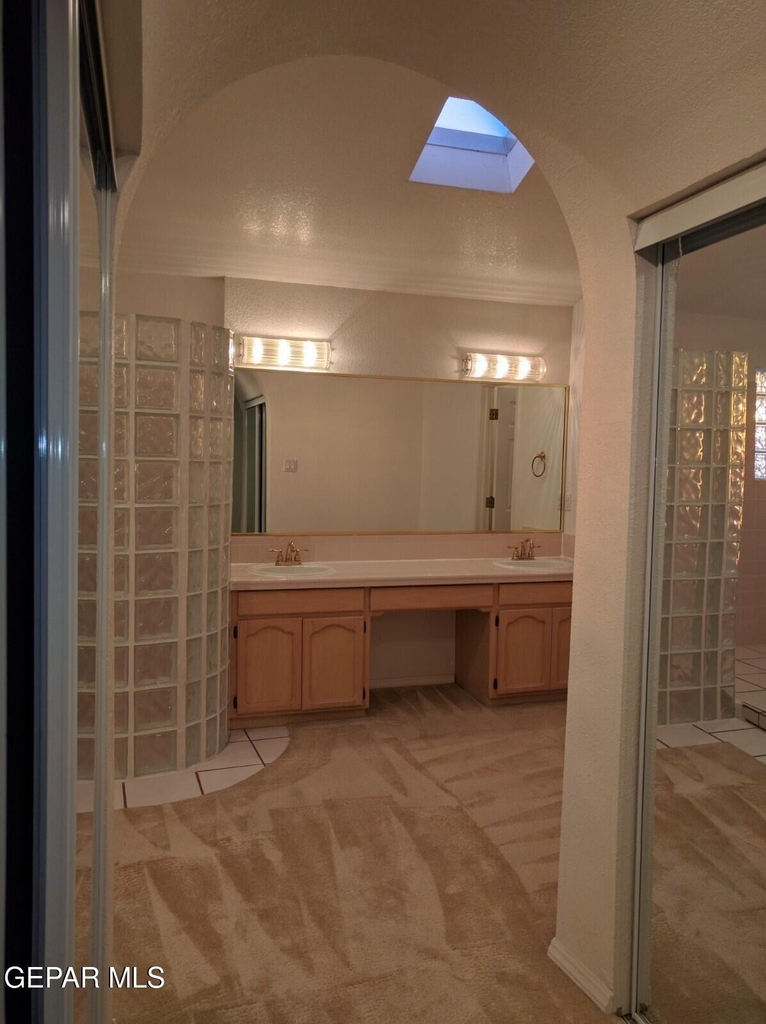 7417 Mission Viejo Drive - Photo 9