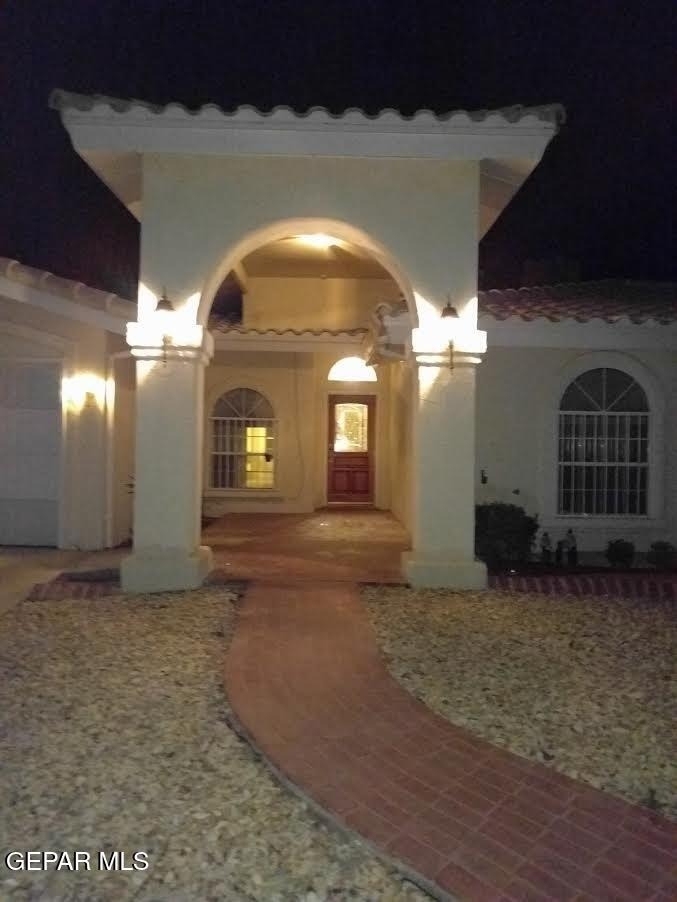 7417 Mission Viejo Drive - Photo 1