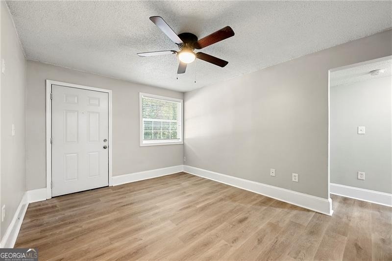 156 Fairfield Place Nw - Photo 1