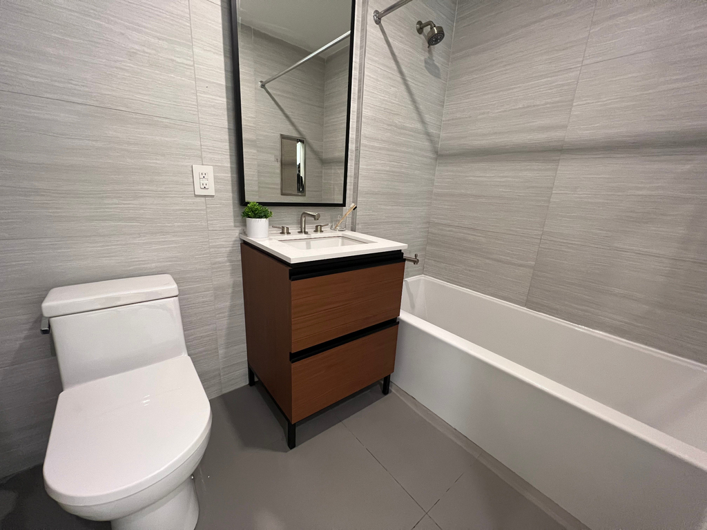 125 Linden Boulevard - Photo 7