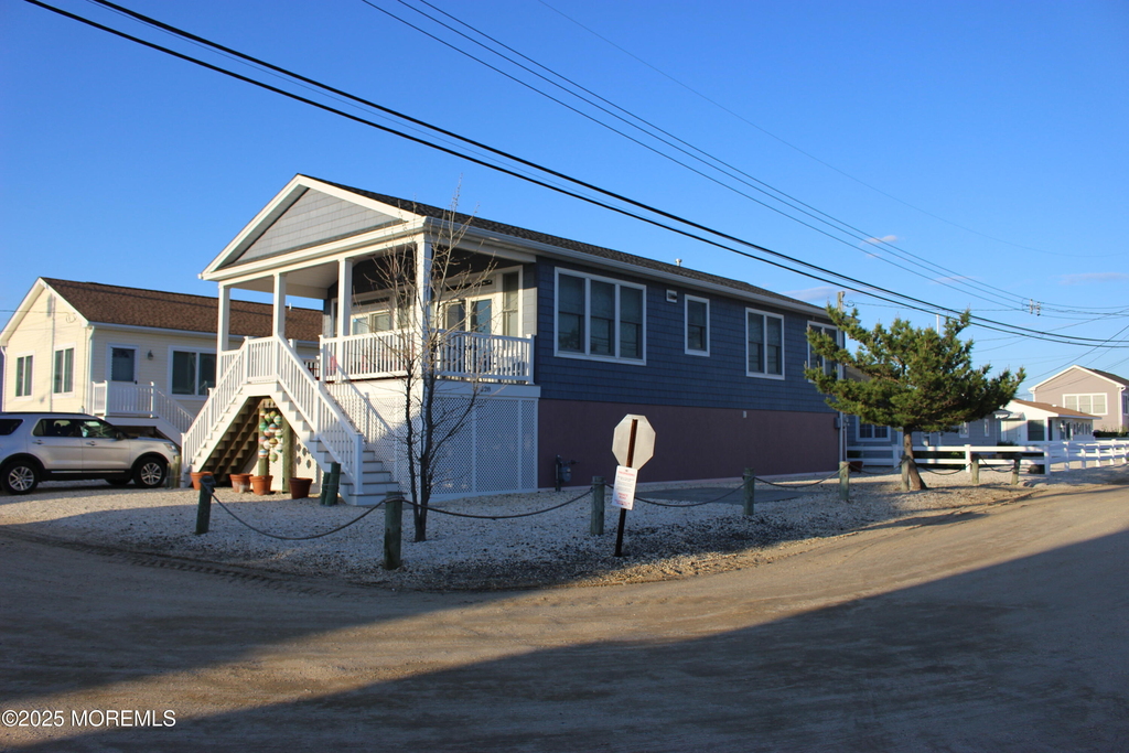 128 W Osprey Way - Photo 0