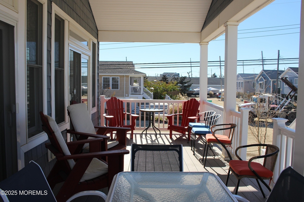 128 W Osprey Way - Photo 1