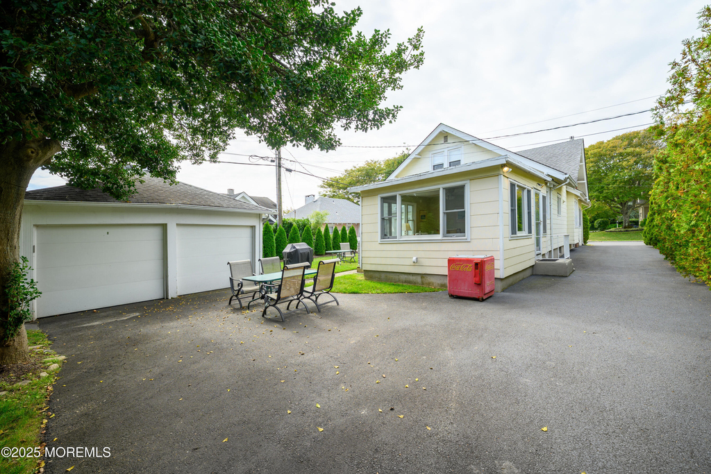 4 2nd Avenue - Photo 41