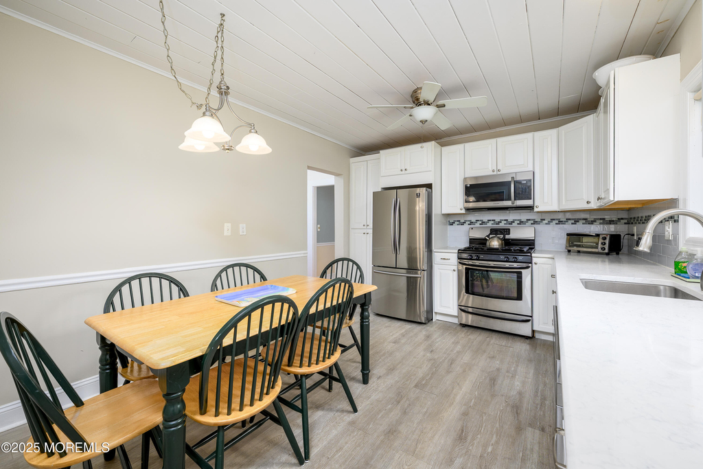 4 2nd Avenue - Photo 15