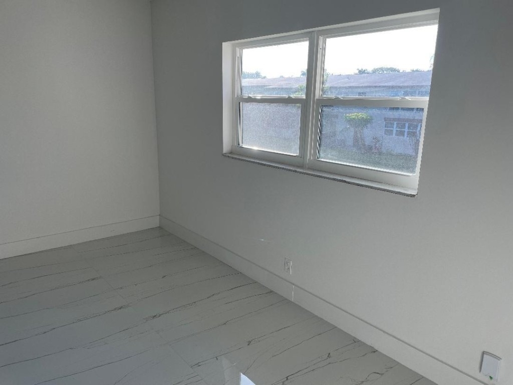 7600 Nw 4th Place - Photo 10