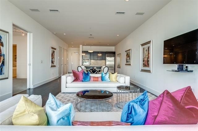 2200 Victory Avenue - Photo 0