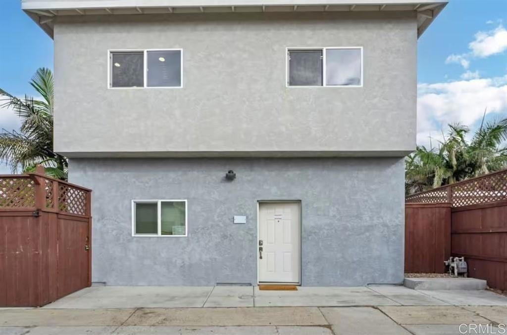 1145 Emerald St - Photo 23