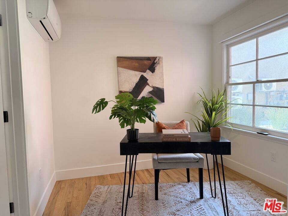 1138 Princeton Street - Photo 4