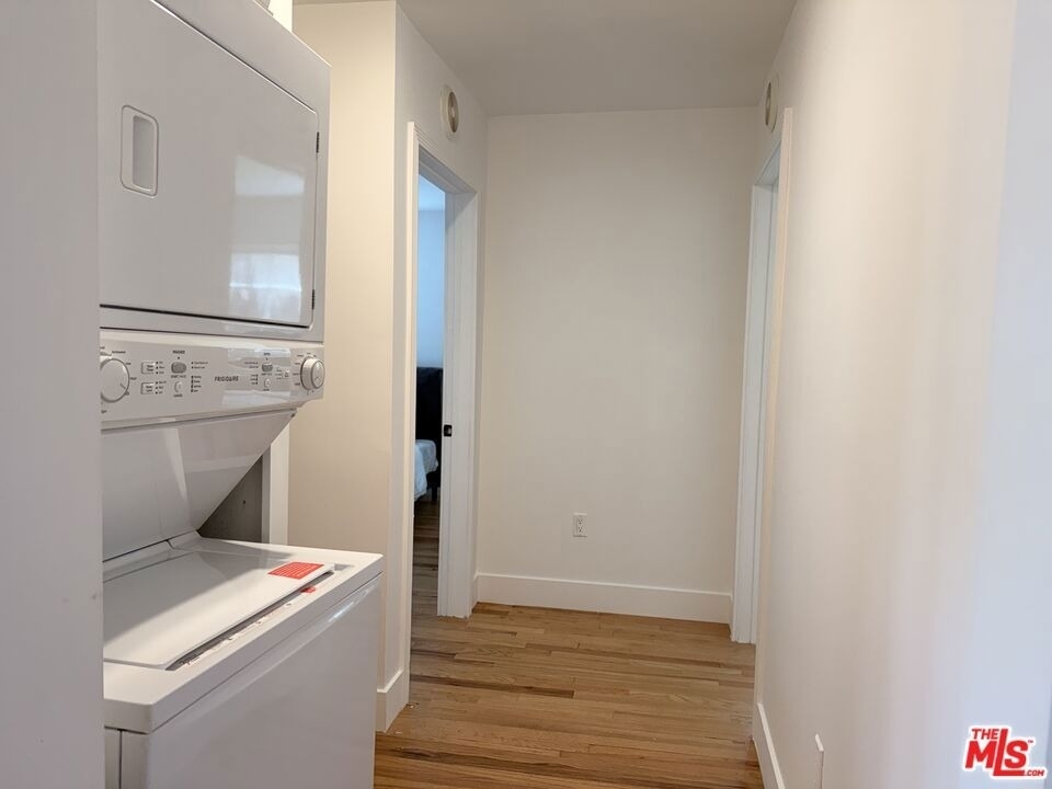 1138 Princeton Street - Photo 3