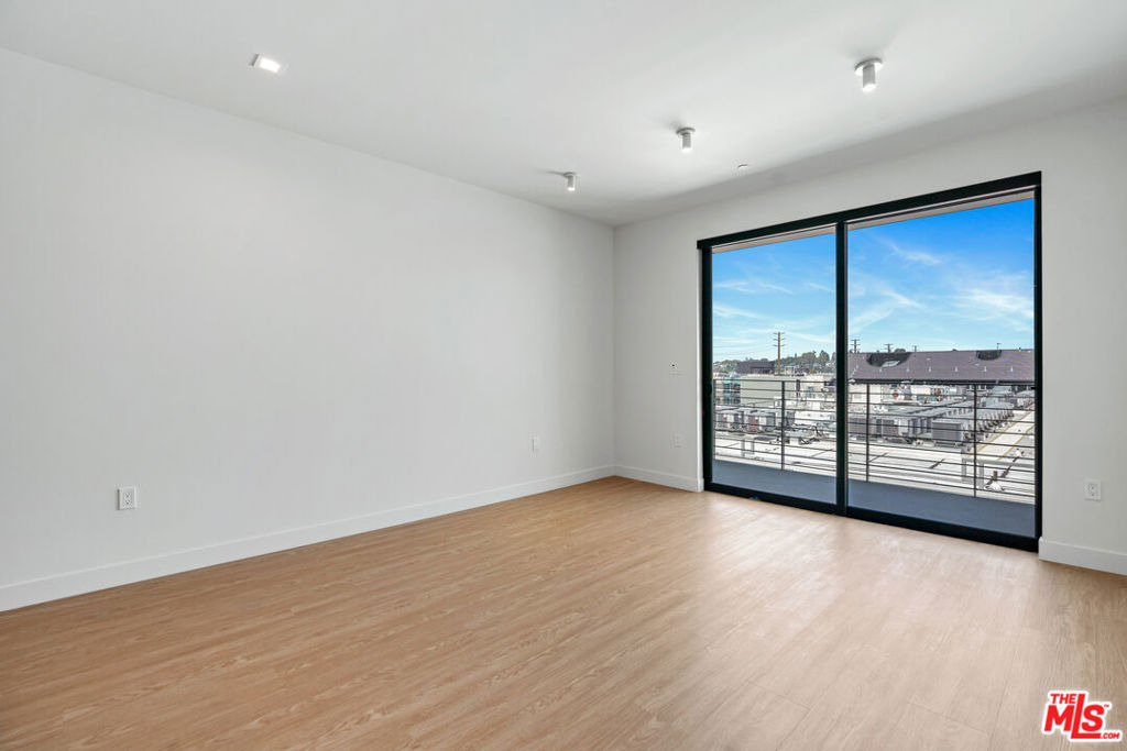 3688 Overland Ave - Photo 4