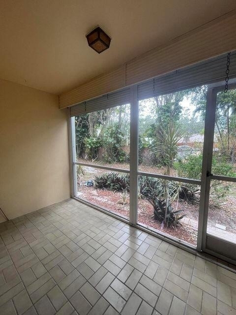 1638 Embassy Drive - Photo 14