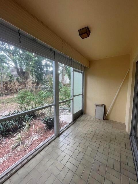 1638 Embassy Drive - Photo 15
