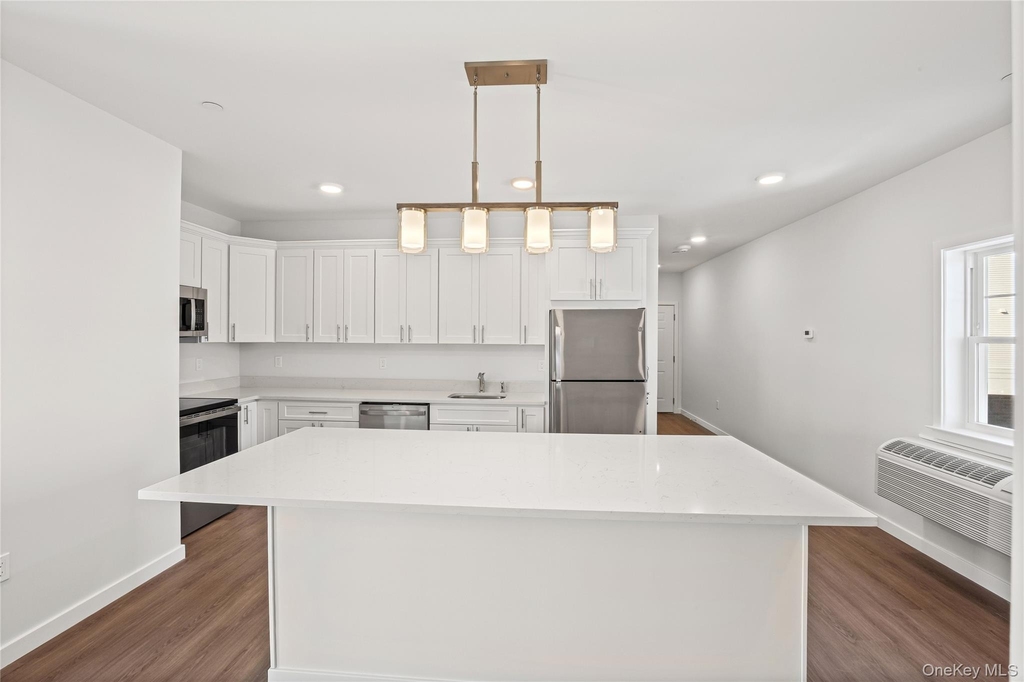 227 4th Avenue - Photo 5