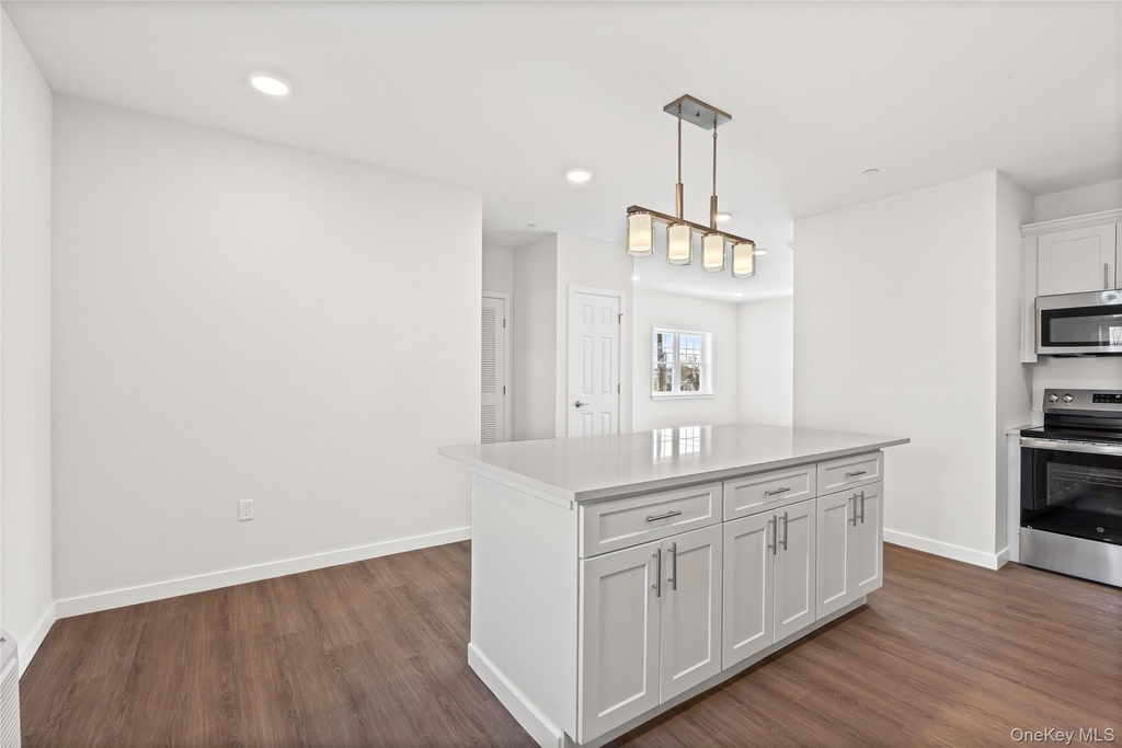 227 4th Avenue - Photo 2
