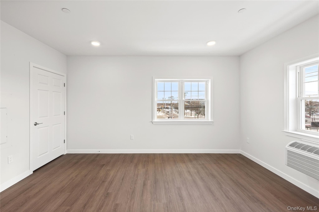 227 4th Avenue - Photo 17