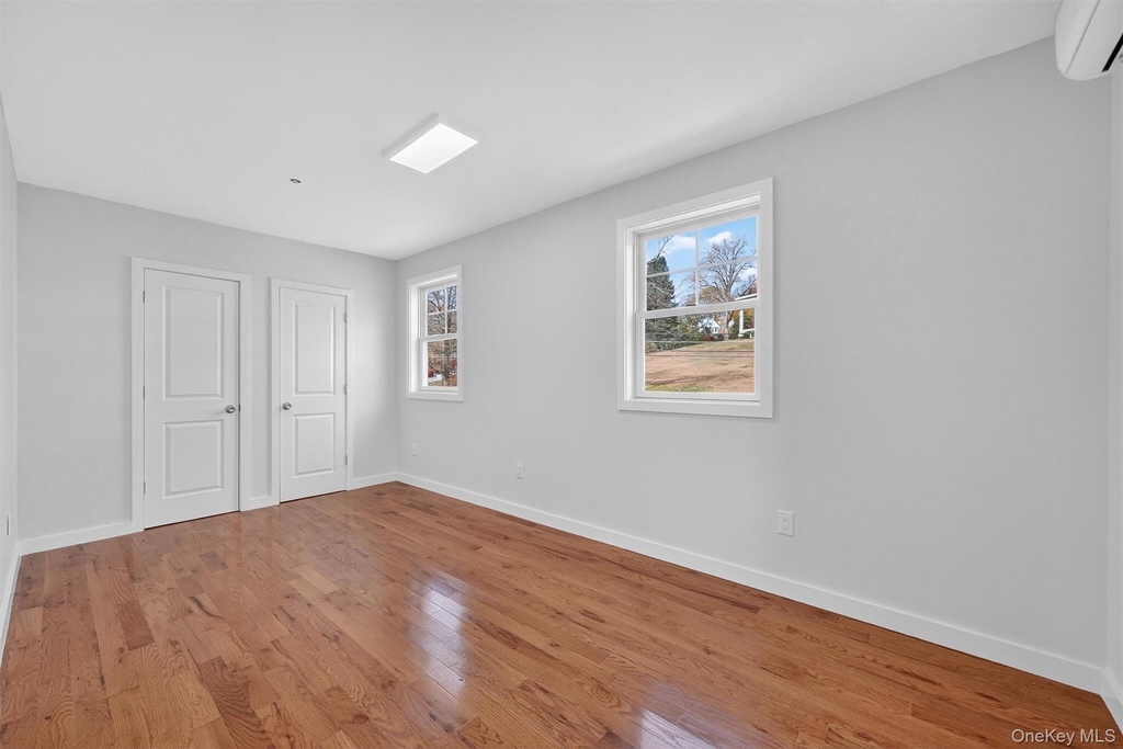 99 Main Street - Photo 5