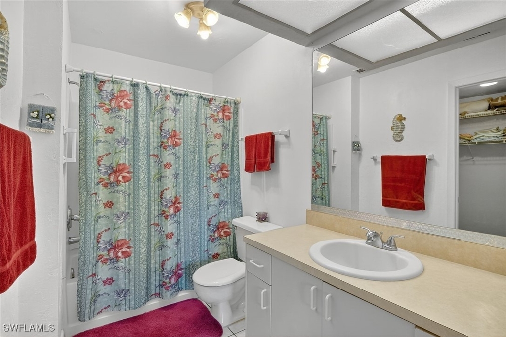4210 Looking Glass Lane - Photo 18