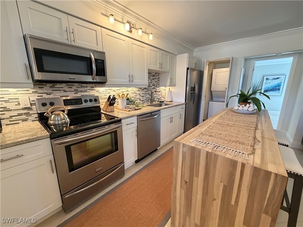 960 7th Street S - Photo 8