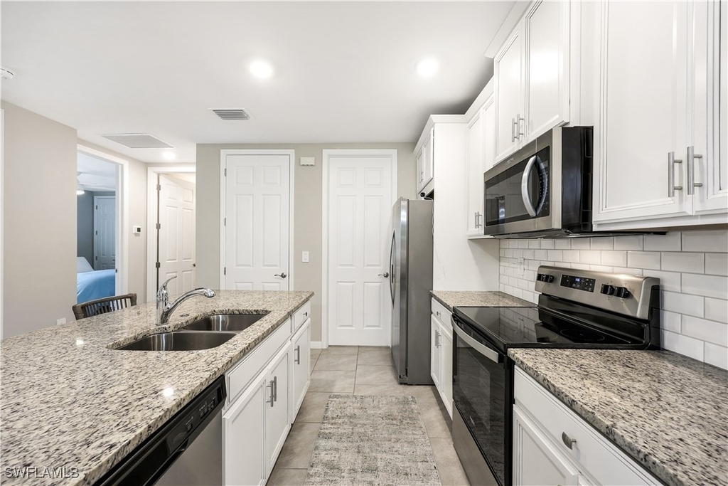 14551 Edgewater Circle - Photo 9