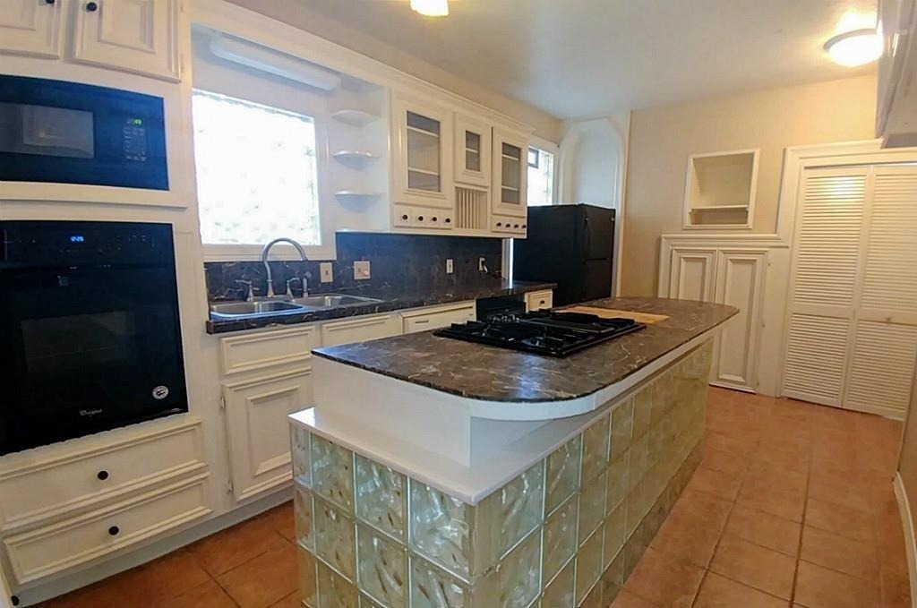 1409 Wentworth Street - Photo 4