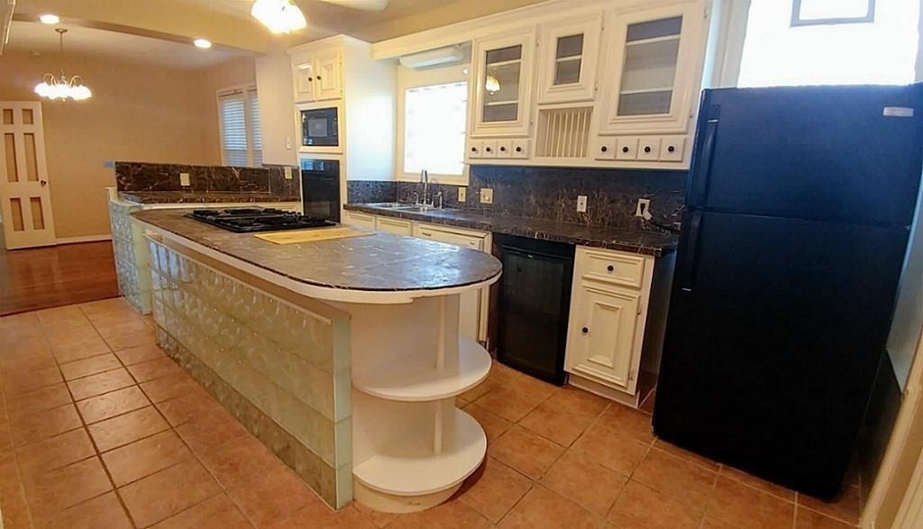 1409 Wentworth Street - Photo 5