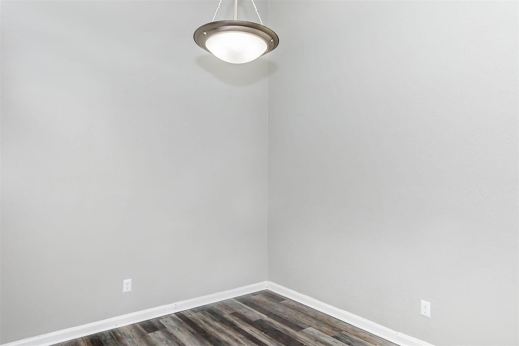 18001 Cypress Trace Road - Photo 7