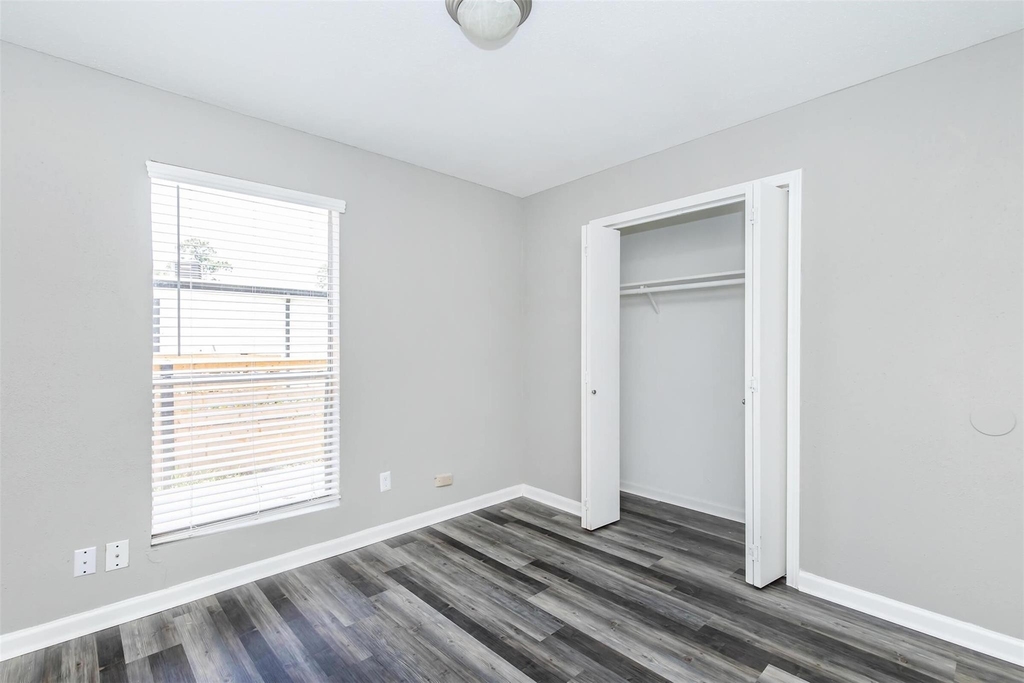 18001 Cypress Trace Road - Photo 17