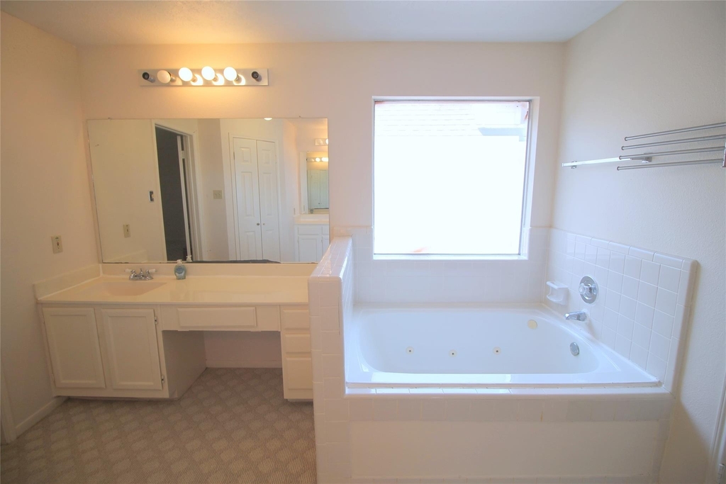 16326 Brush Meadows Court - Photo 21