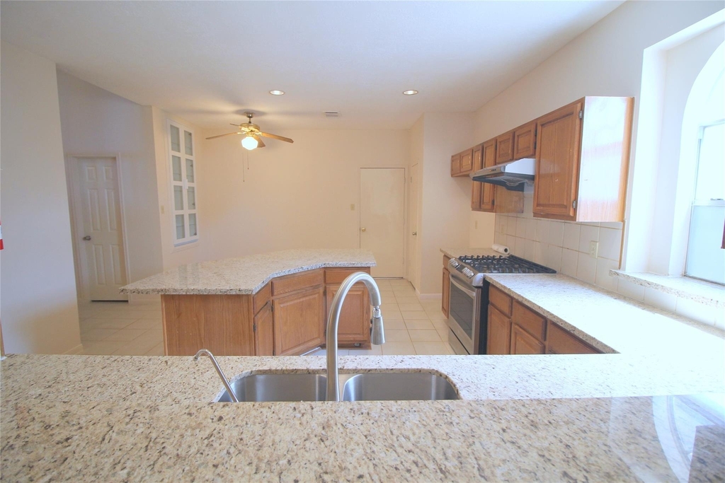 16326 Brush Meadows Court - Photo 8