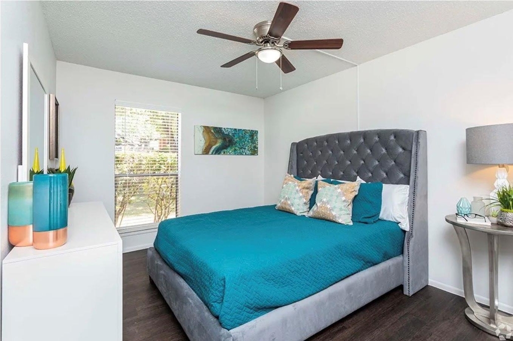 2170 Thousand Oaks Drive - Photo 4