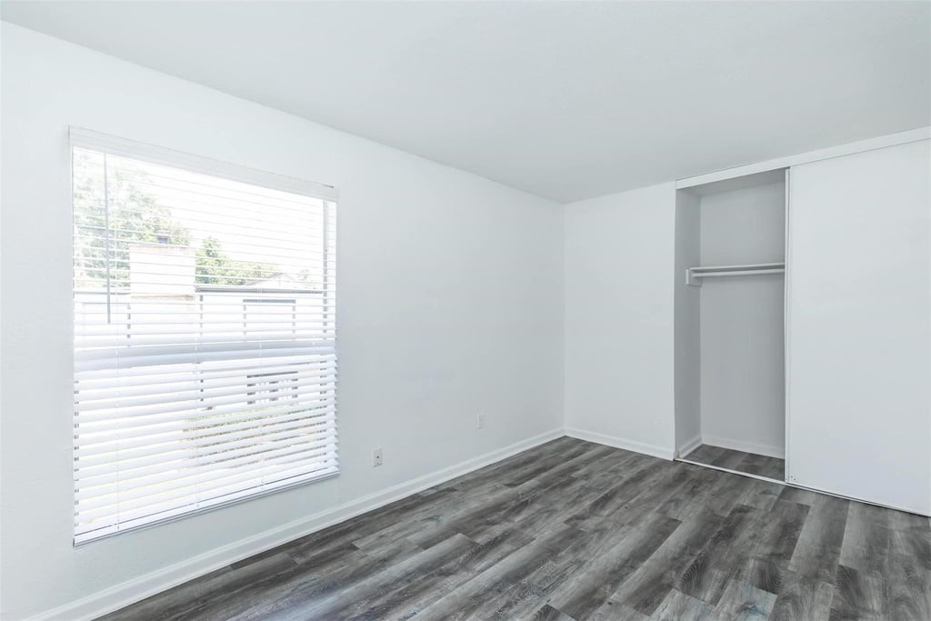 18001 Cypress Trace Road - Photo 11