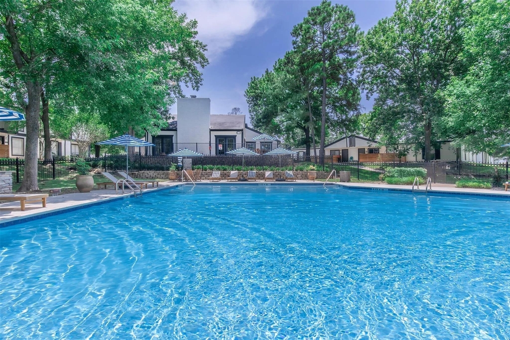 18001 Cypress Trace Road - Photo 31