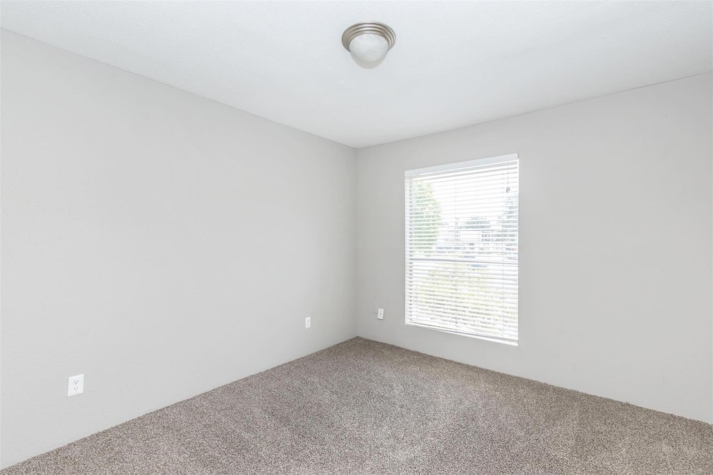 18001 Cypress Trace Road - Photo 12