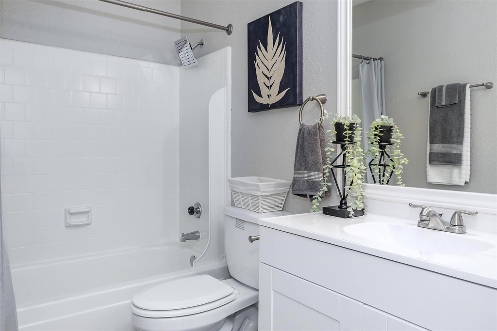 18001 Cypress Trace Road - Photo 14