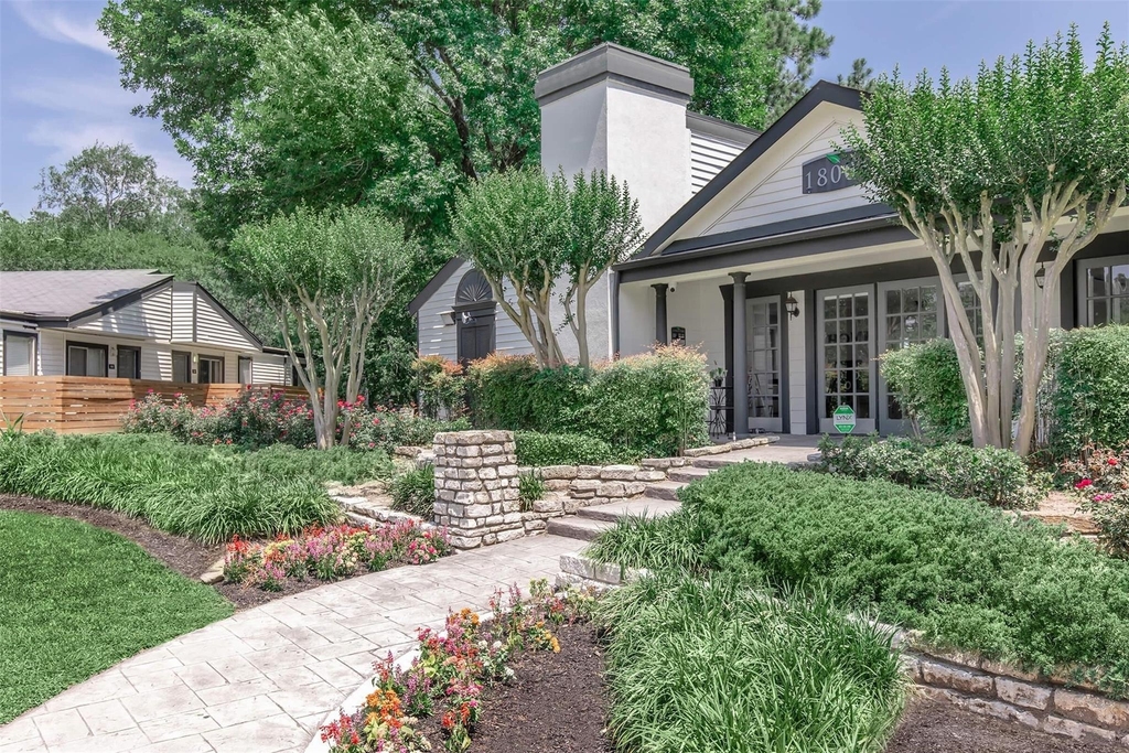 18001 Cypress Trace Road - Photo 21