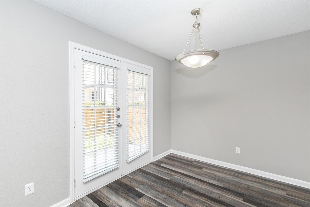 18001 Cypress Trace Road - Photo 7