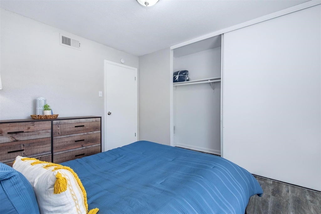 18001 Cypress Trace Road - Photo 13