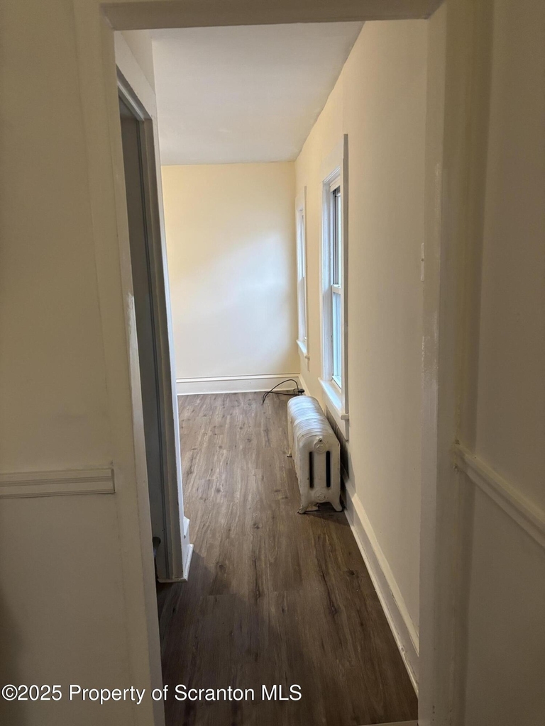 1115 Monroe Avenue - Photo 4