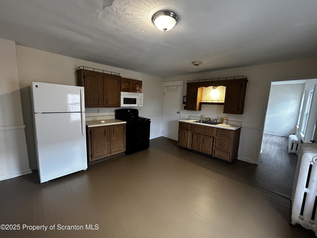 1115 Monroe Avenue - Photo 8