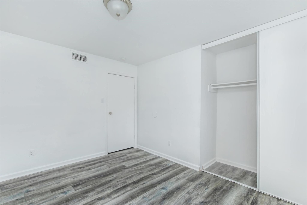 18001 Cypress Trace Road - Photo 15