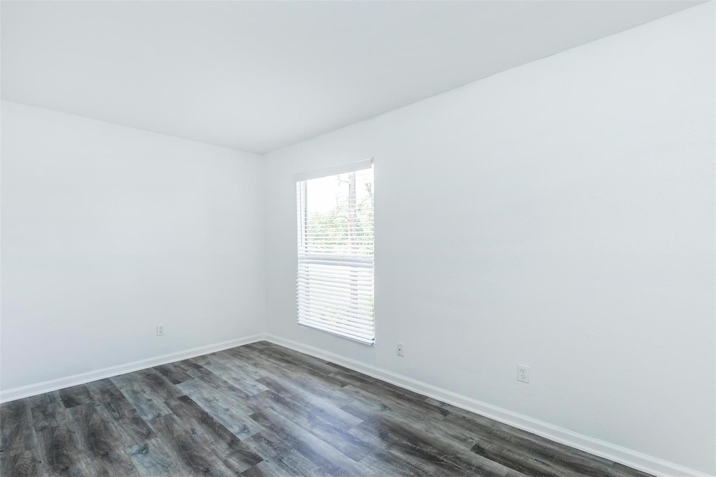 18001 Cypress Trace Road - Photo 10