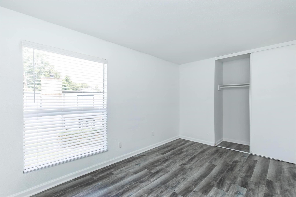18001 Cypress Trace Road - Photo 11