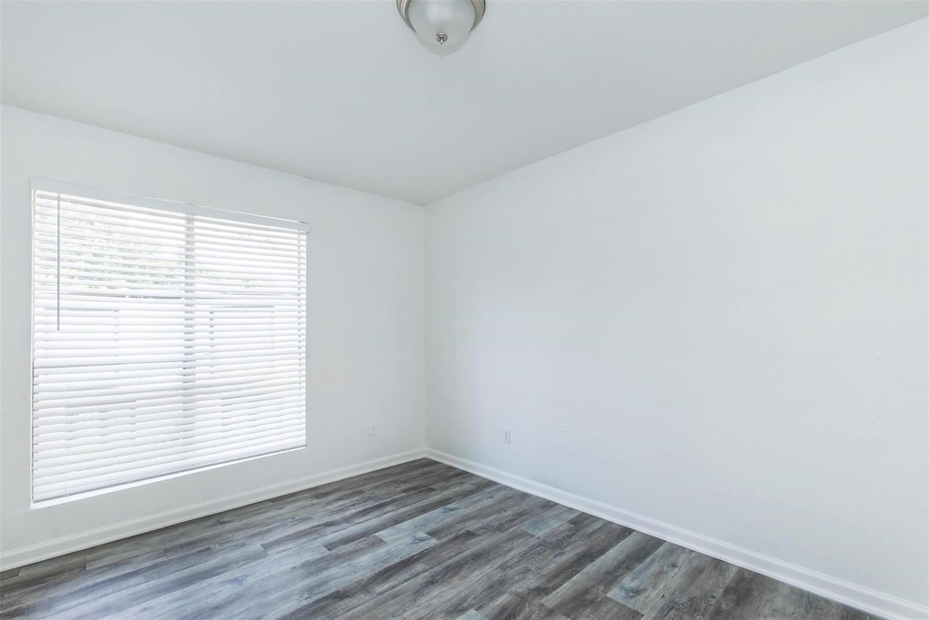 18001 Cypress Trace Road - Photo 12