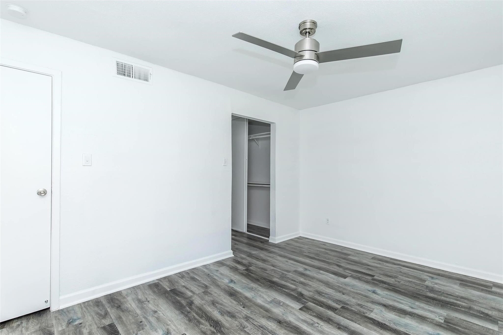 18001 Cypress Trace Road - Photo 8