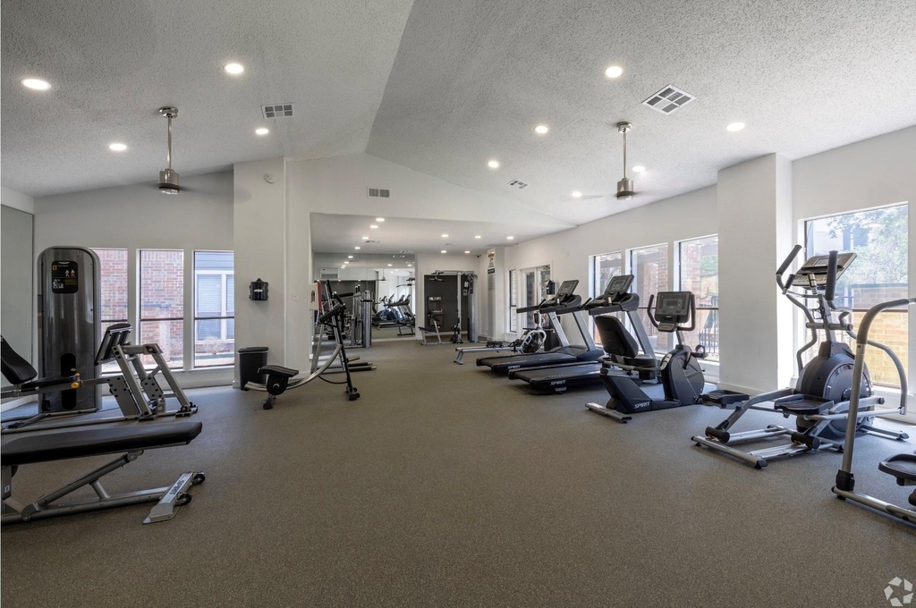 2170 Thousand Oaks Drive - Photo 20