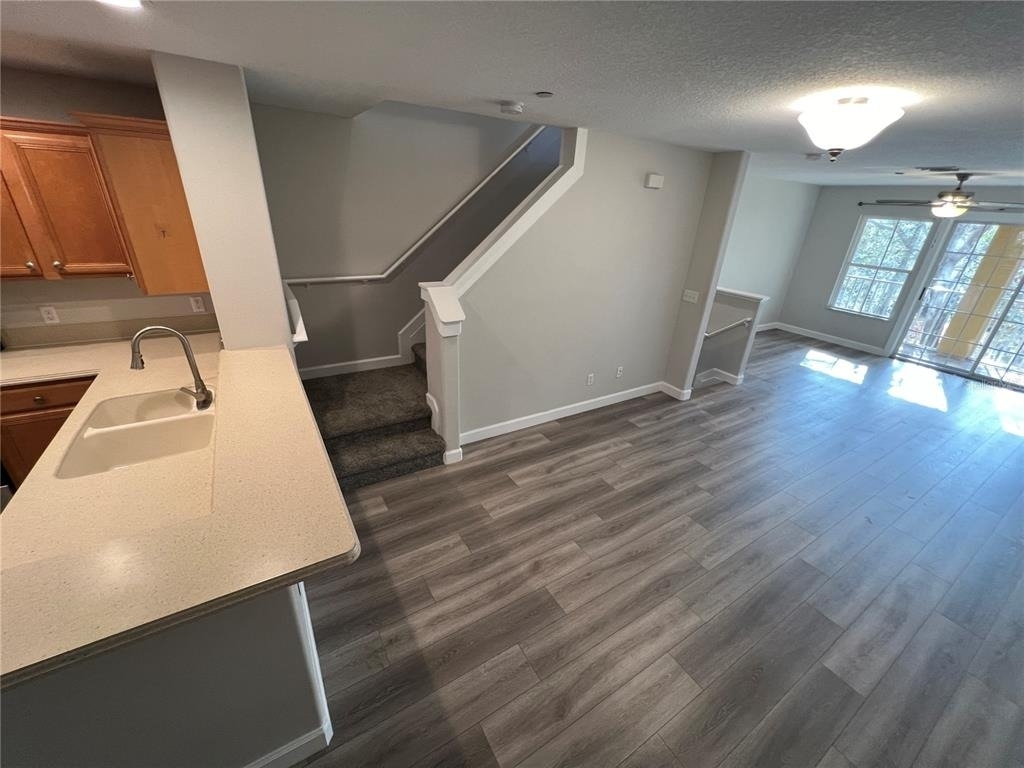 7350 Black Walnut Way - Photo 11