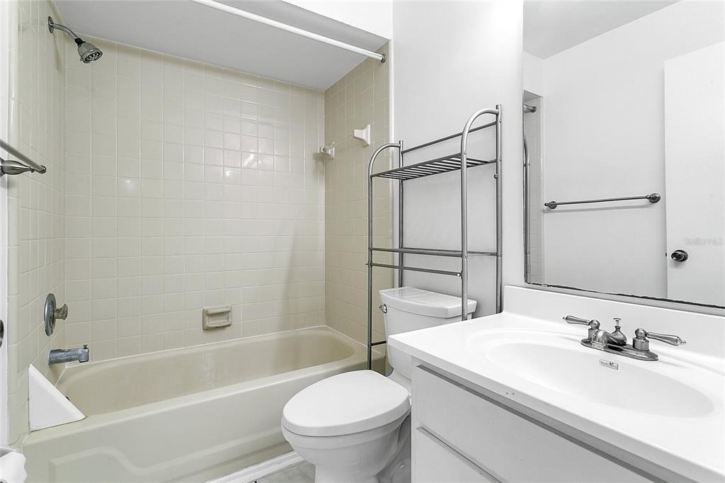 305 Northlake Drive - Photo 11