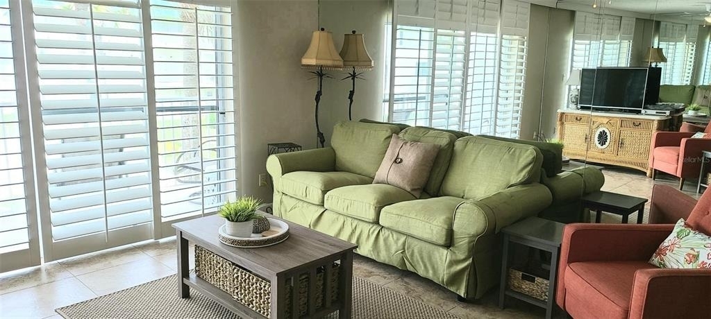 815 Ocean Shore Boulevard - Photo 3